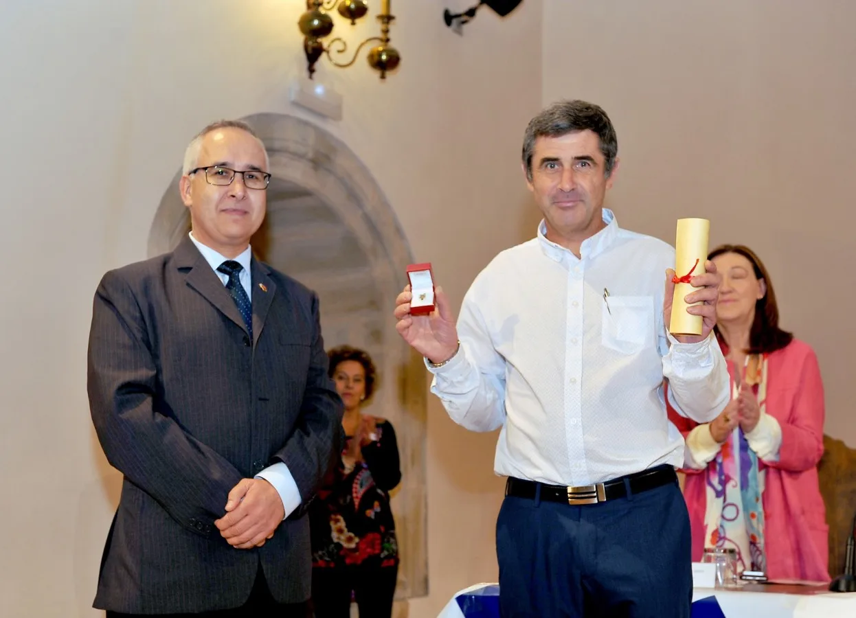 Caballito de Oro para donante con mayor nº de donaciones 2016 Caballito de Oro para donante con mayor nº de donaciones 2016