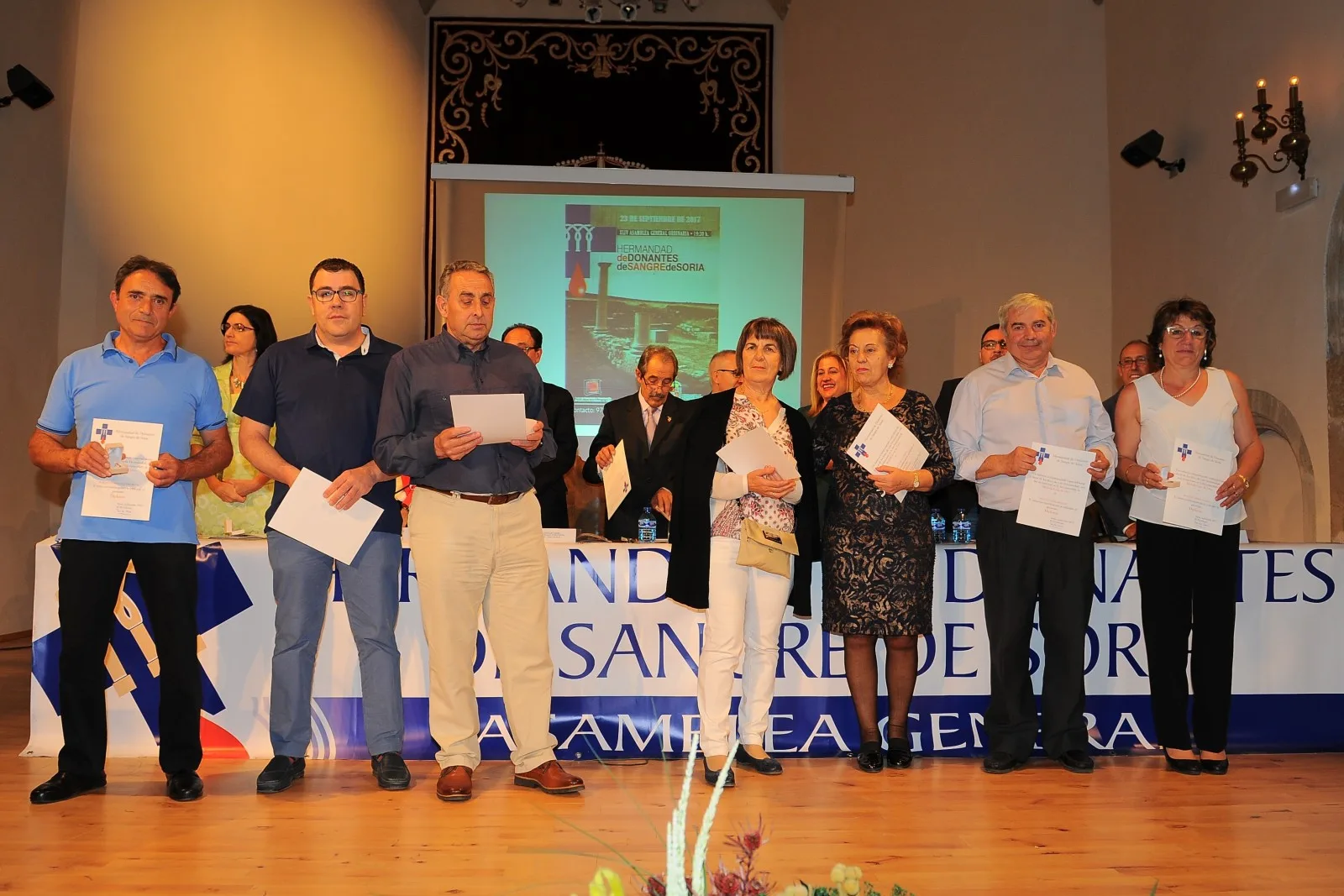 Donantes con gota de oro, 50 donaciones Donantes con gota de oro, 50 donaciones