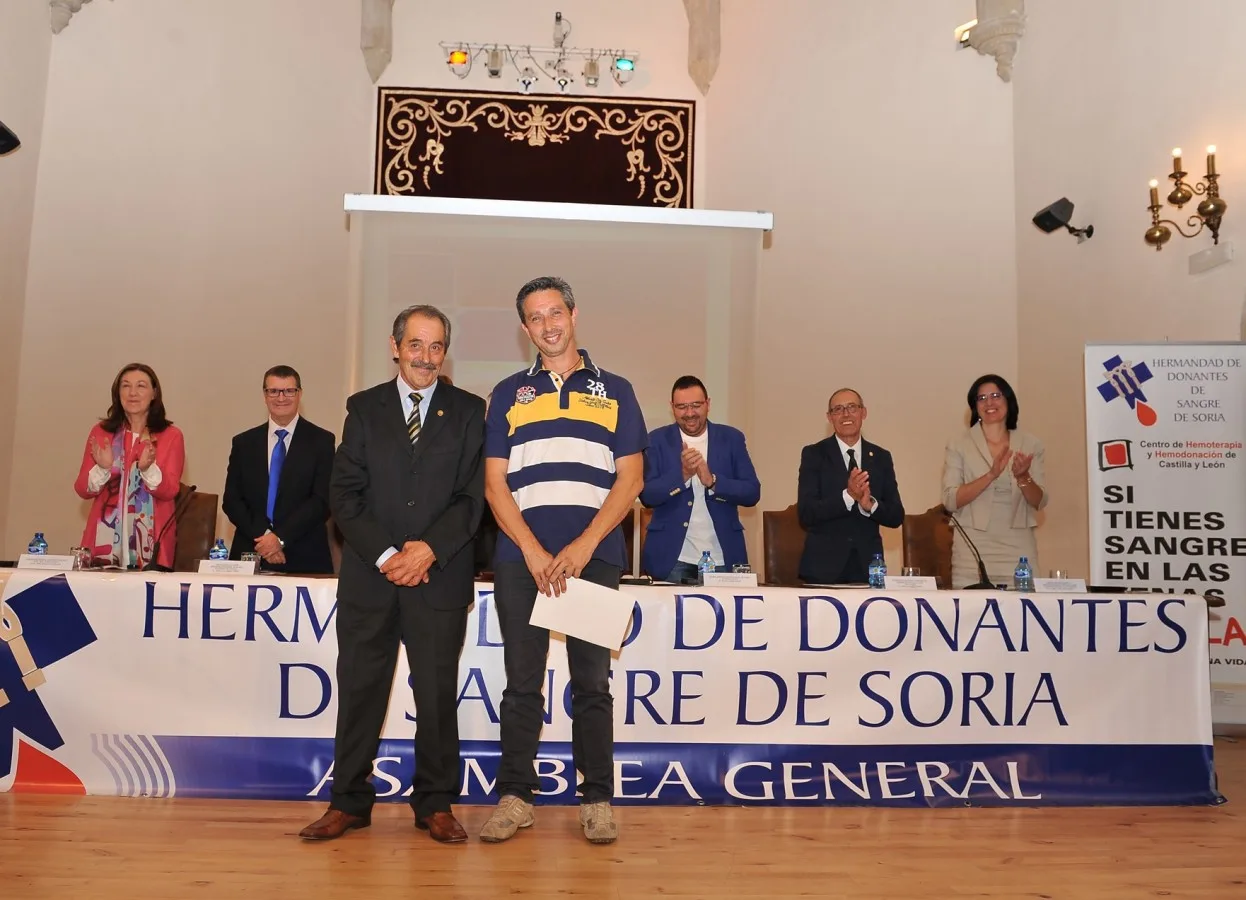 Donante con Medalla de Oro 30 donaciones Donante con Medalla de Oro 30 donaciones